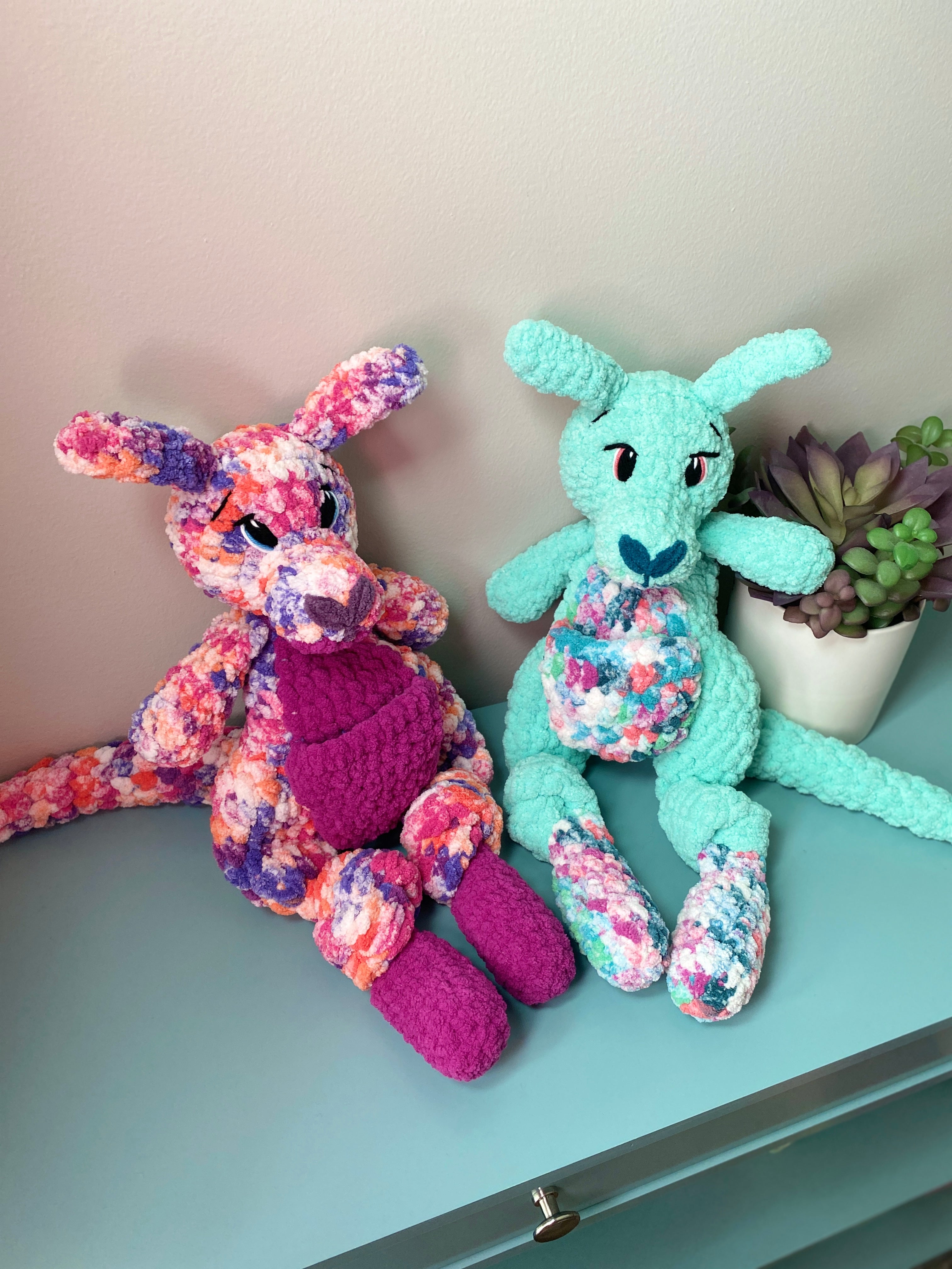 Kangaroo Snuggler - Large