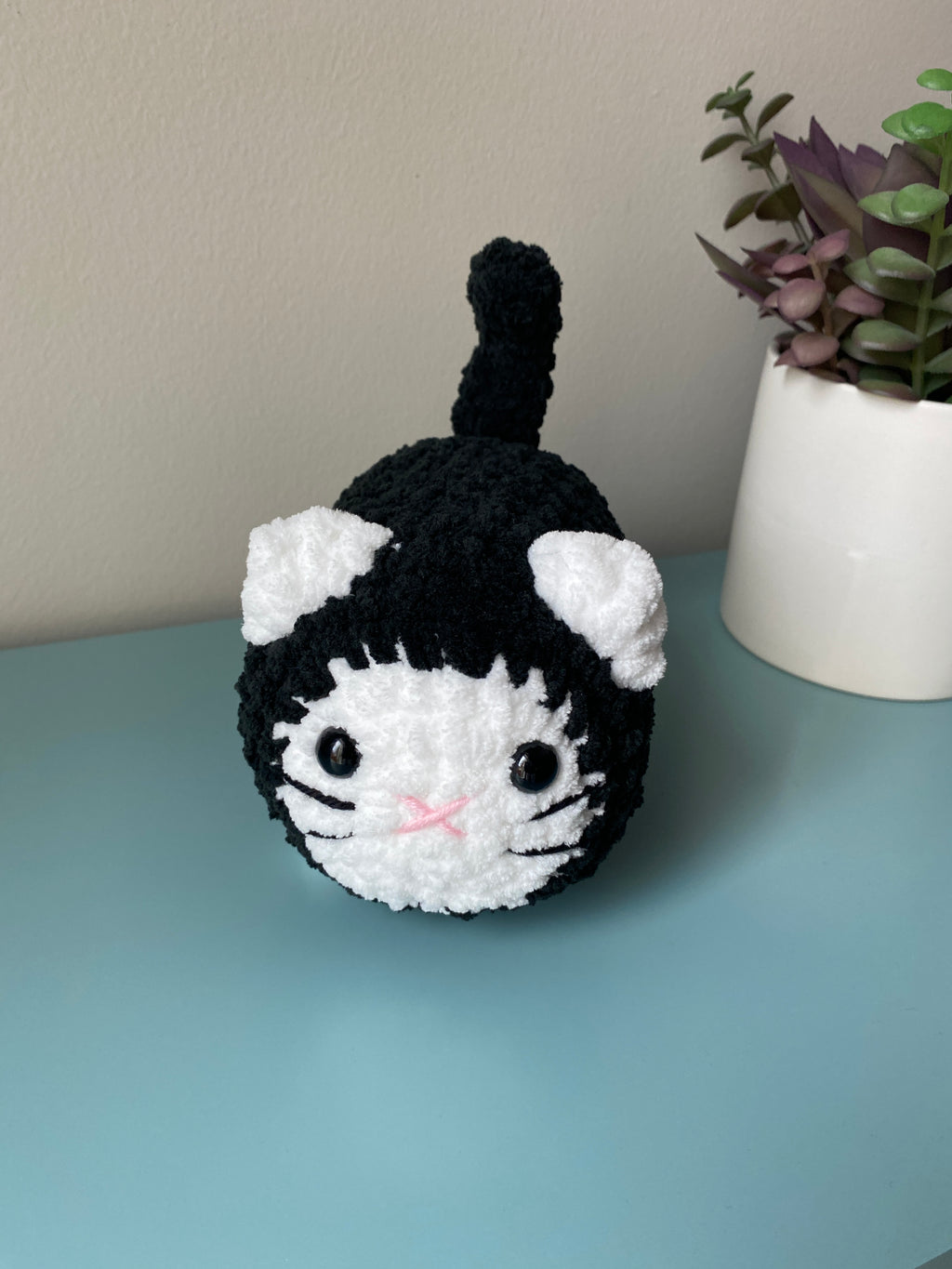 Loaf Kitten