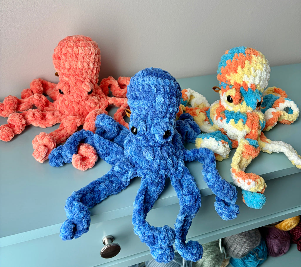 Drift the Octopus Finger Puppet