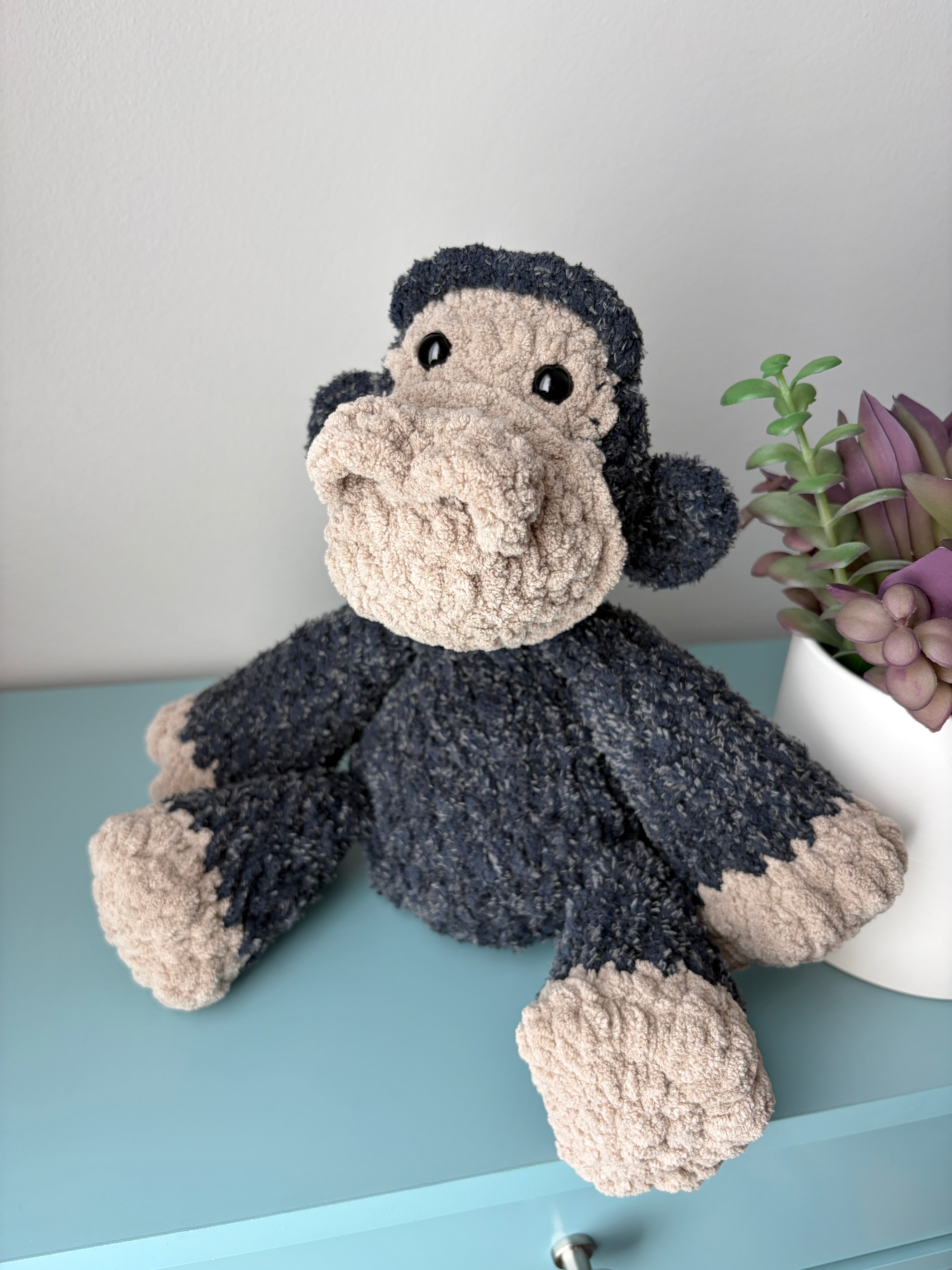 Papaya the Ape (medium)