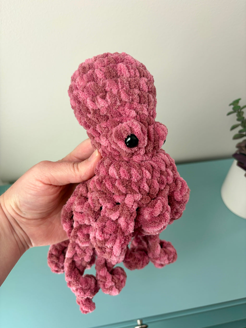 Drift the Octopus Finger Puppet