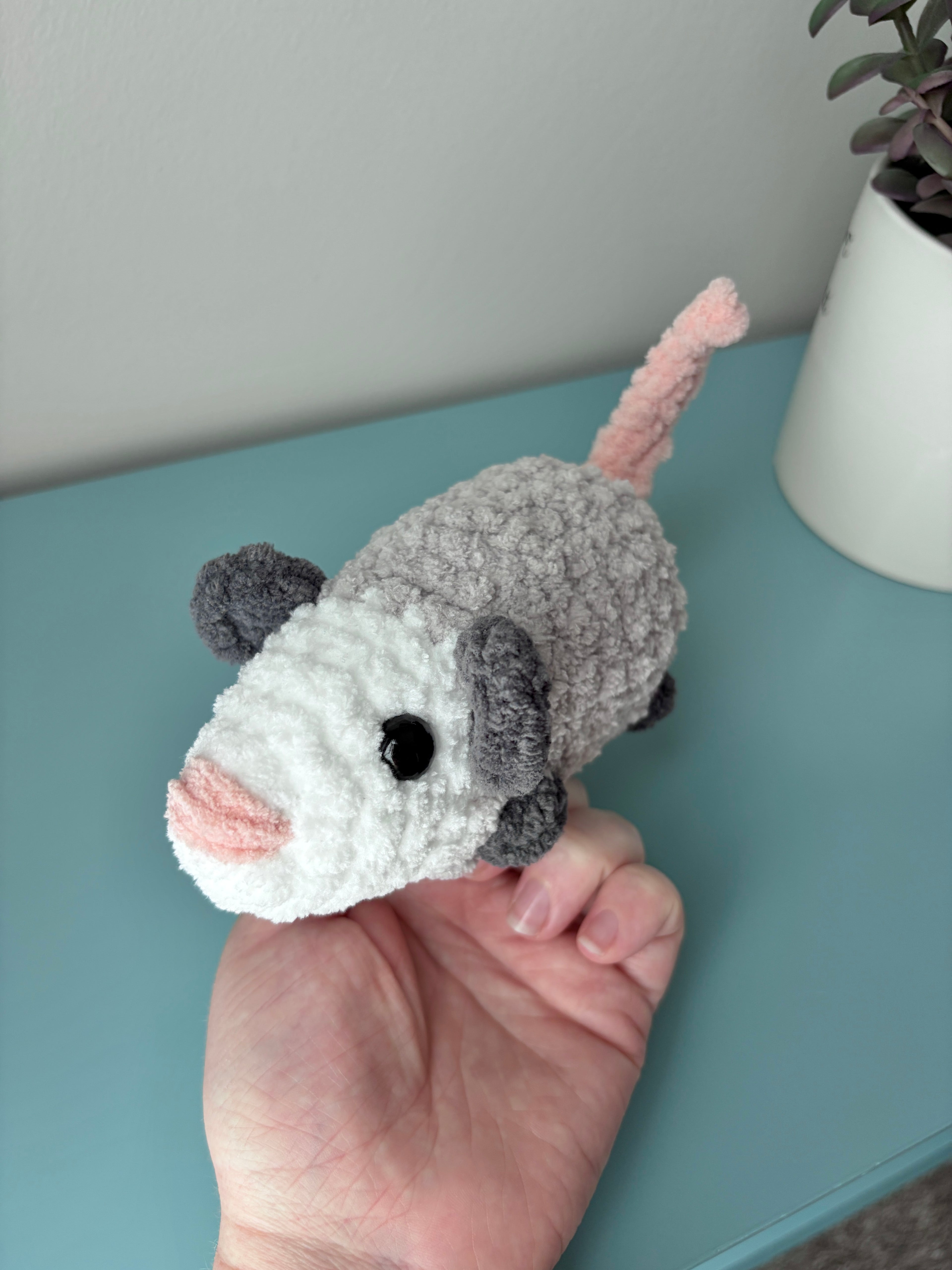 Opossum Finger Puppet