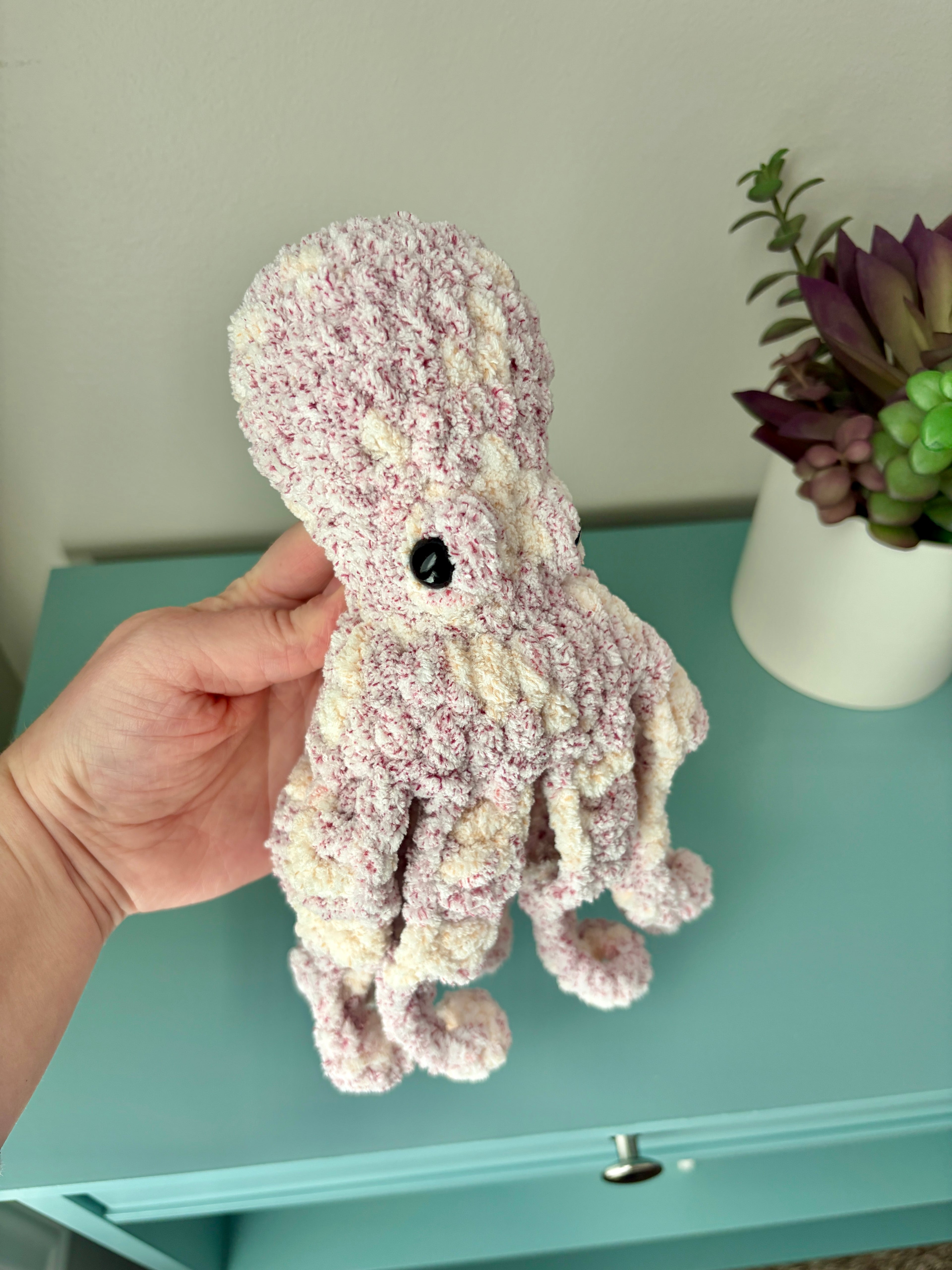 Drift the Octopus Finger Puppet