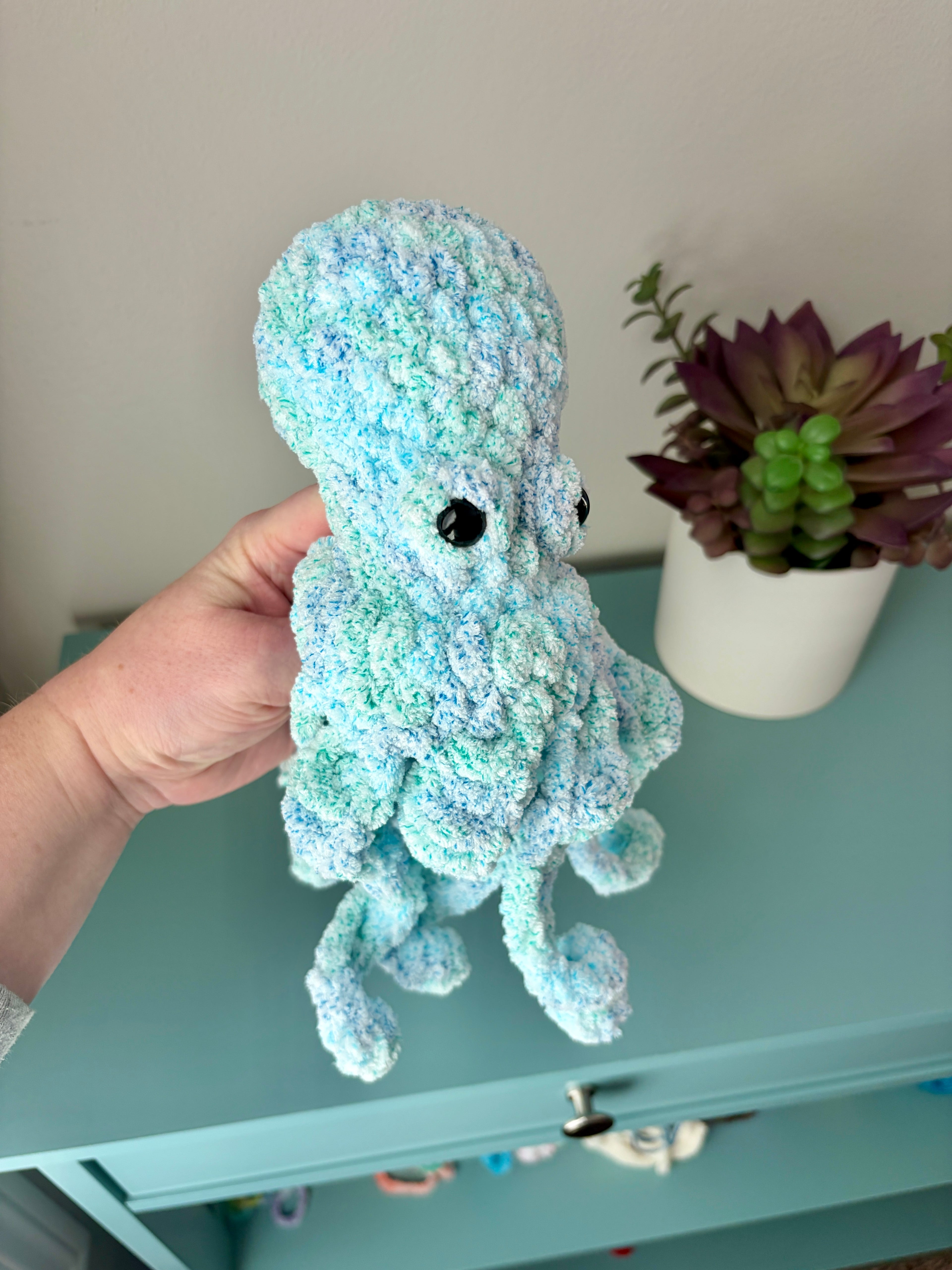 Drift the Octopus Finger Puppet