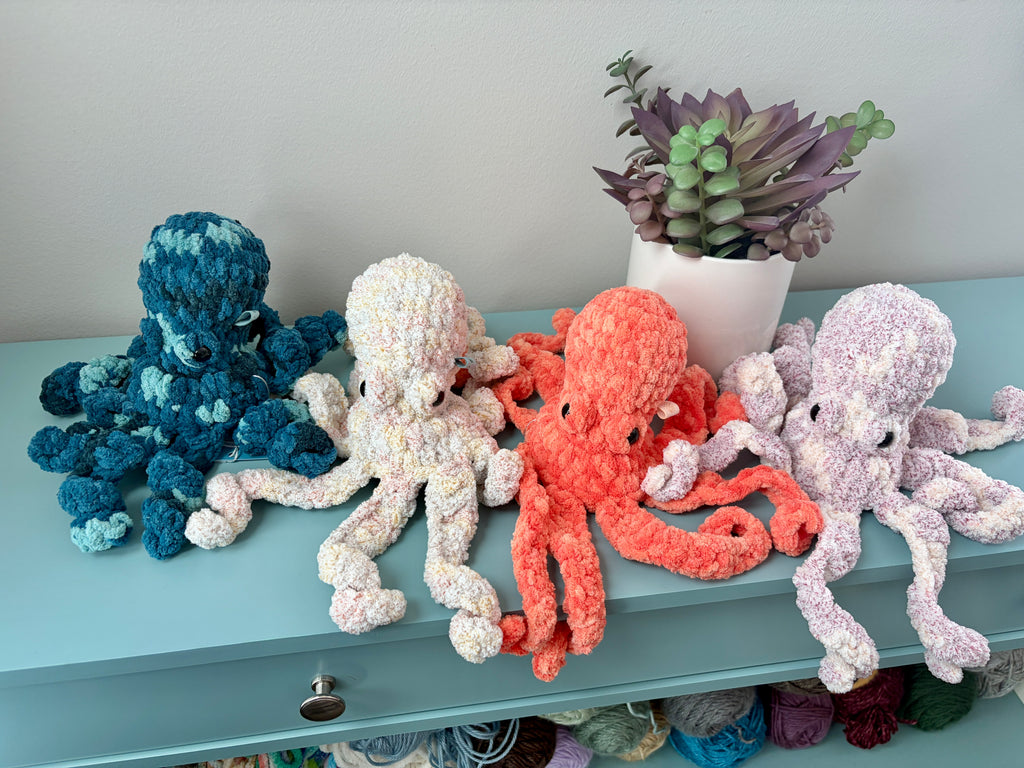 Drift the Octopus Finger Puppet