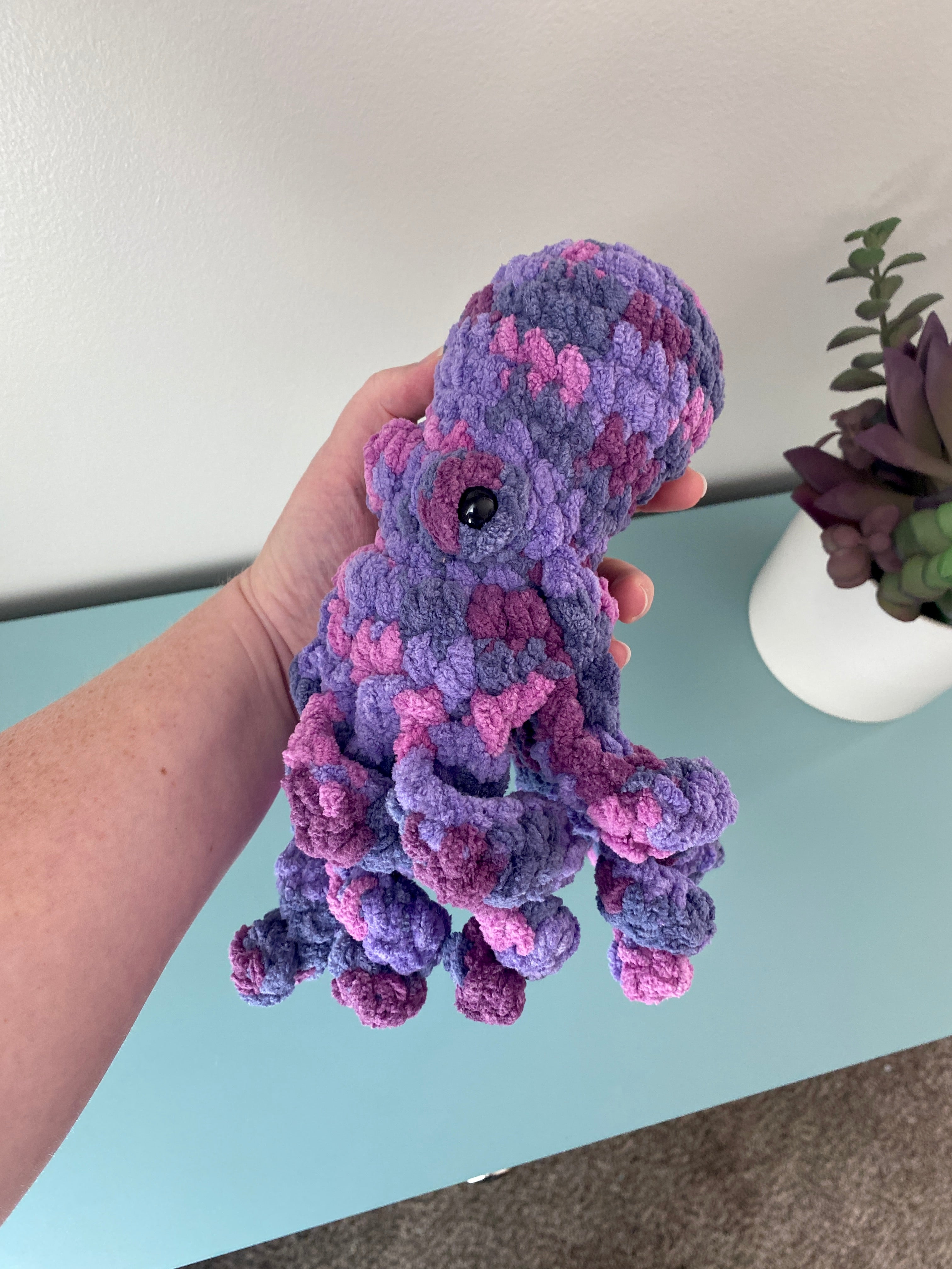 Drift the Octopus Finger Puppet