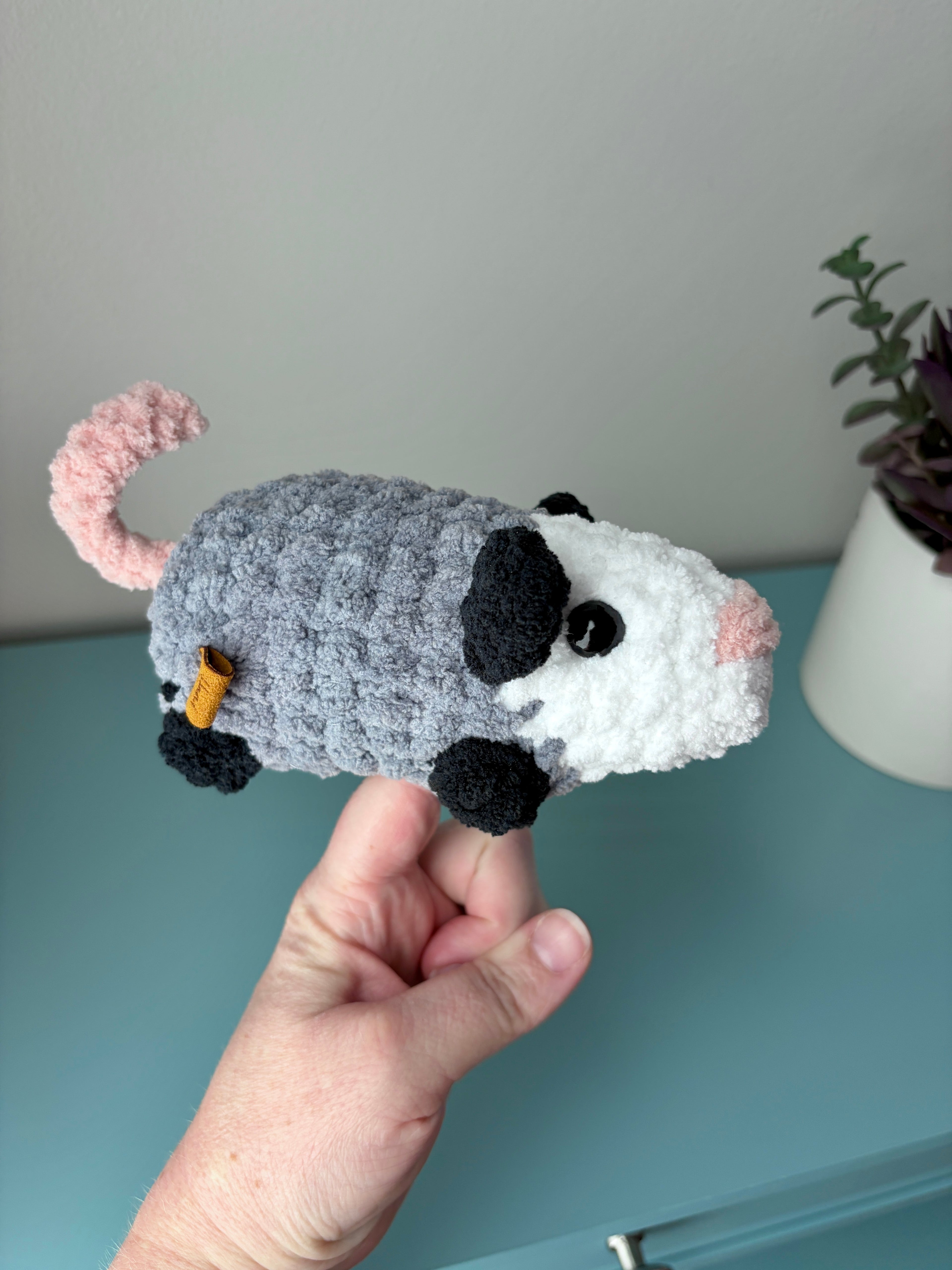 Opossum Finger Puppet