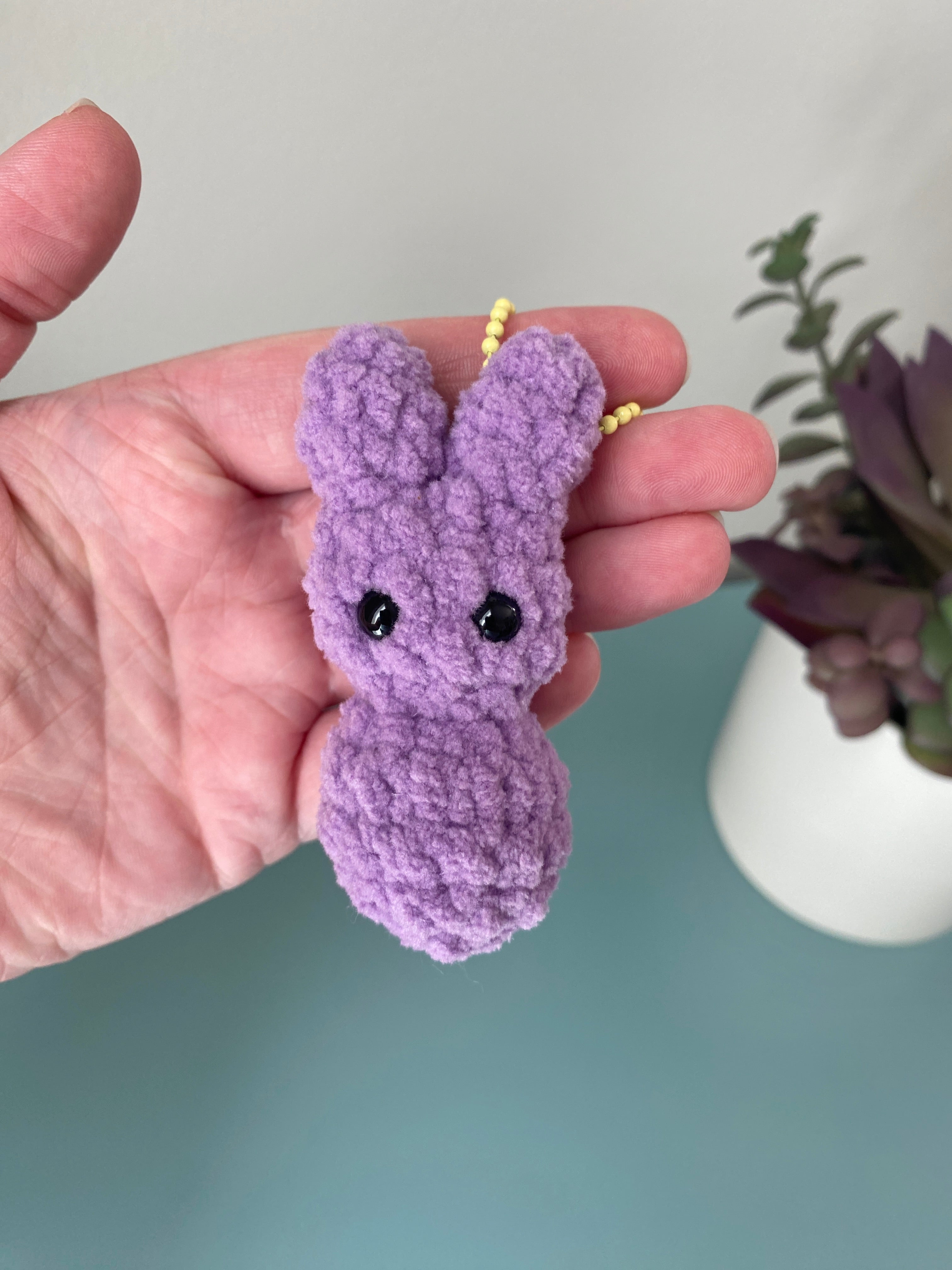 Peep Keychain