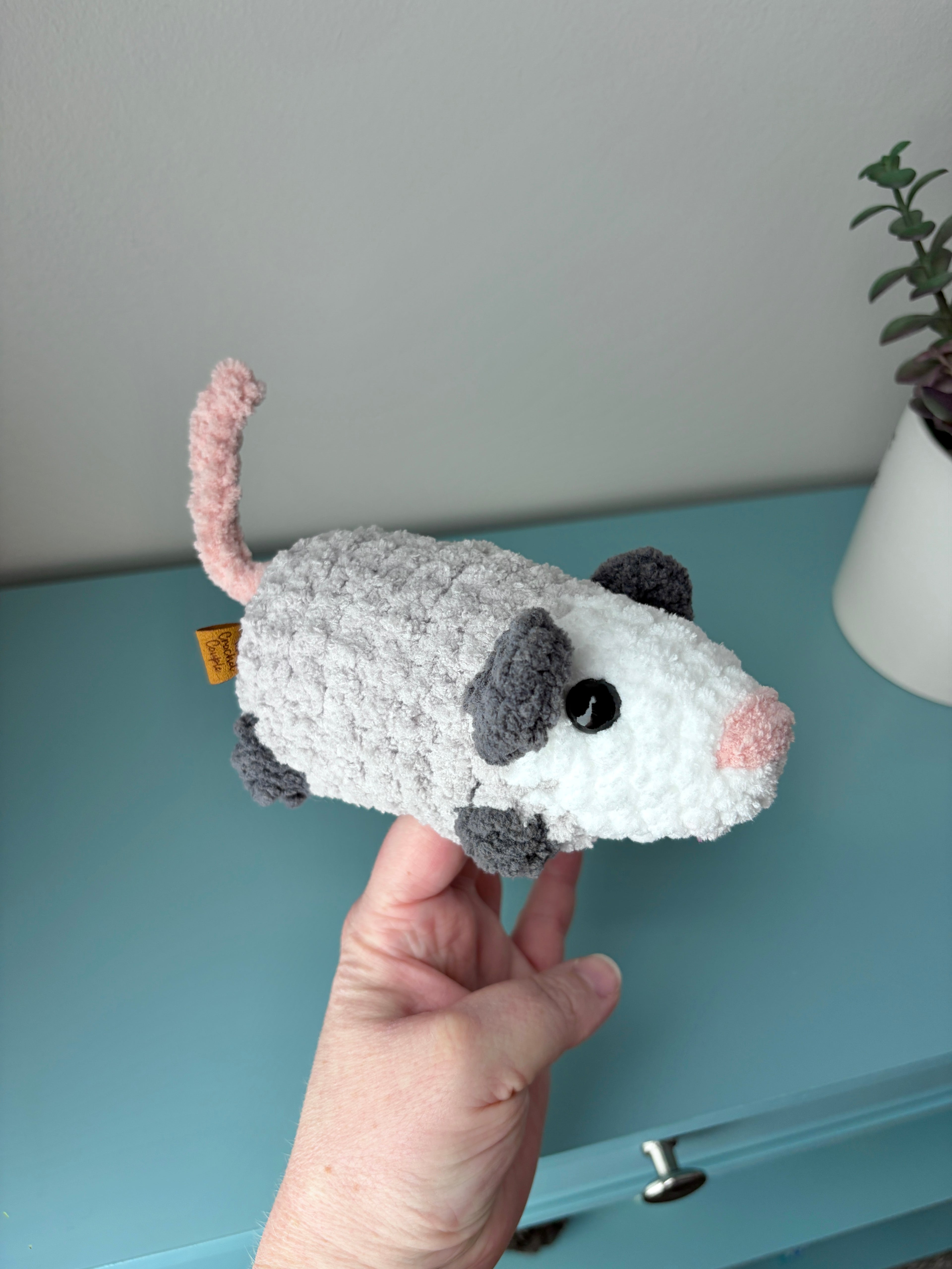 Opossum Finger Puppet